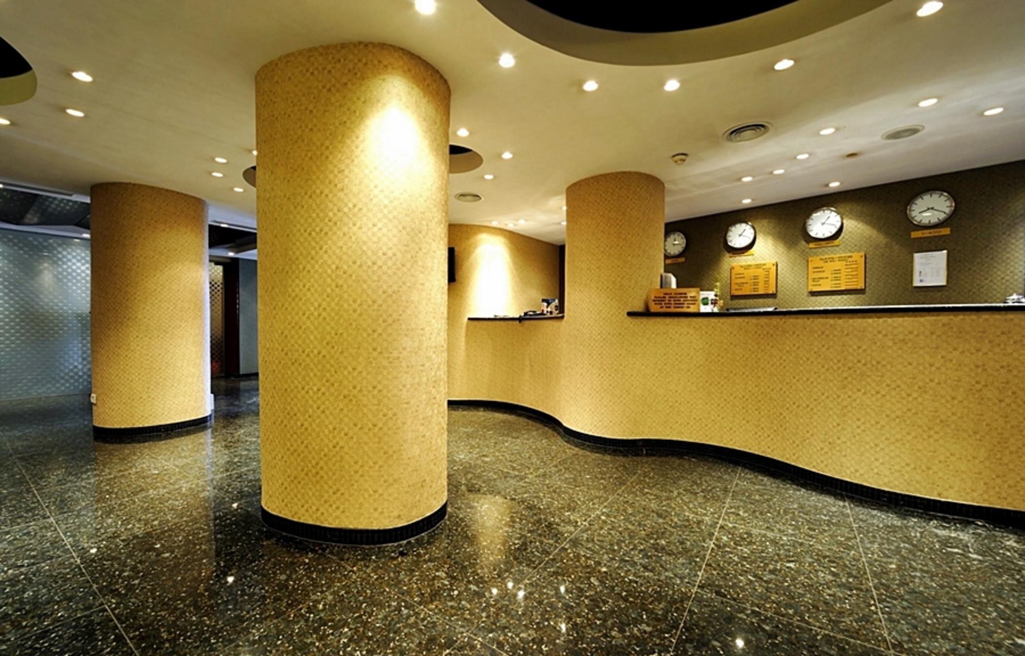 Hotel Minerva Bukarest Exteriör bild